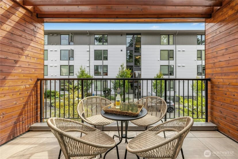 Property photo for 744 Hanami Lane Ne, Bainbridge Island photo 7