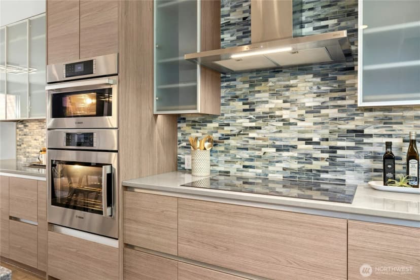 Property photo for 744 Hanami Lane Ne, Bainbridge Island photo 13