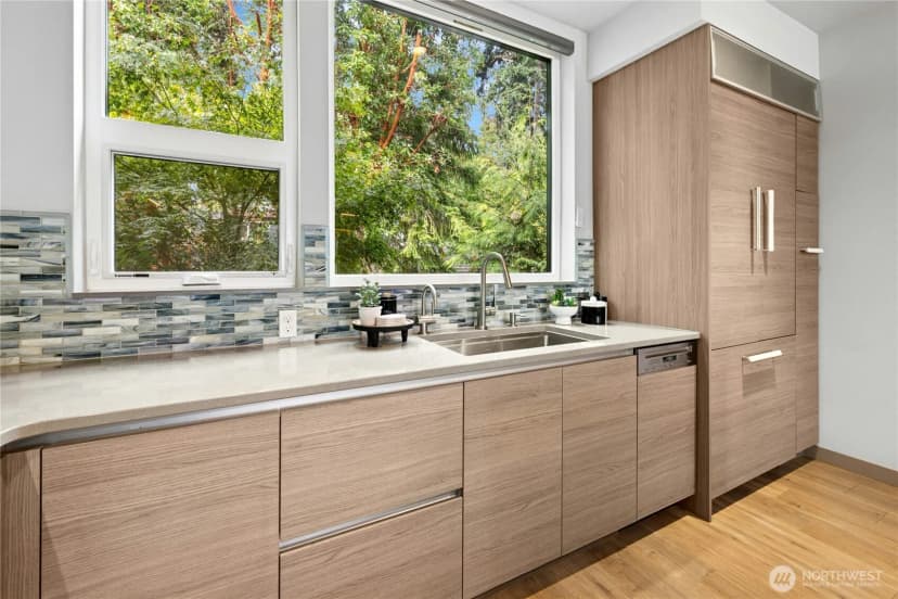 Property photo for 744 Hanami Lane Ne, Bainbridge Island photo 11