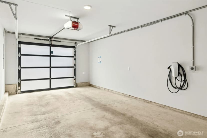 Property photo for 744 Hanami Lane Ne, Bainbridge Island photo 32