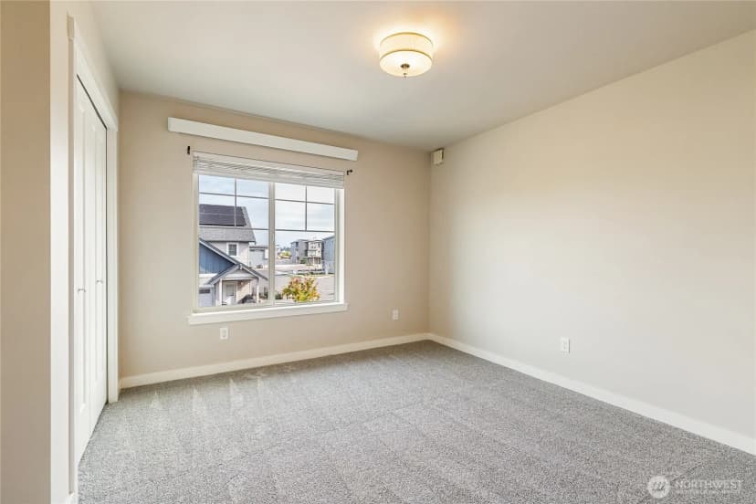 Property photo for 701 Springside Lane, Bellingham photo 17