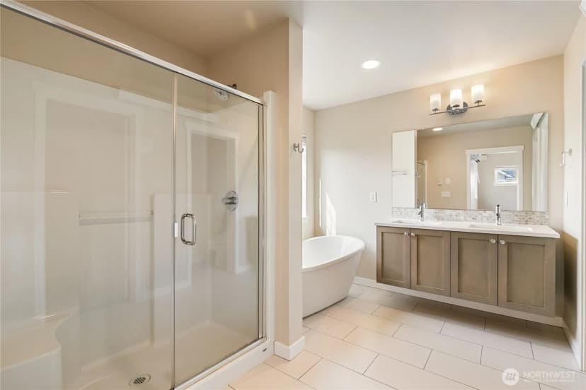 Property photo for 701 Springside Lane, Bellingham photo 31