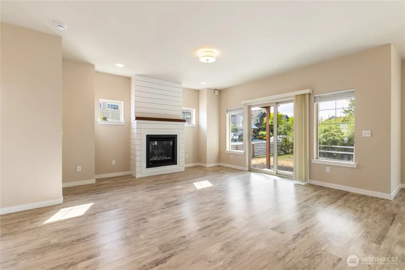 Property photo for 701 Springside Lane, Bellingham photo 15