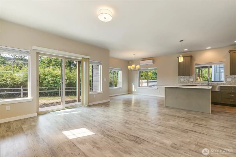Property photo for 701 Springside Lane, Bellingham photo 12