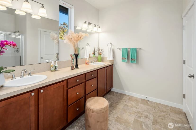 Property photo for 1411 Ne Hickory Lane, Issaquah photo 17