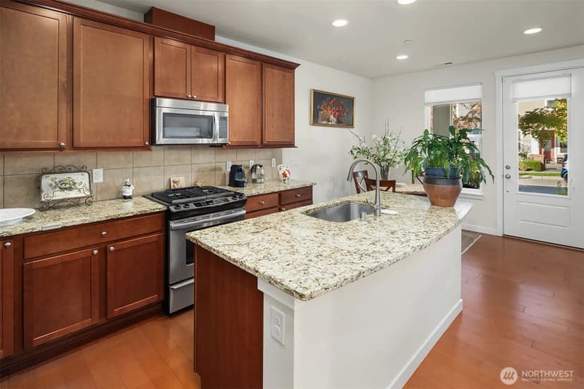 Property photo for 1411 Ne Hickory Lane, Issaquah photo 6
