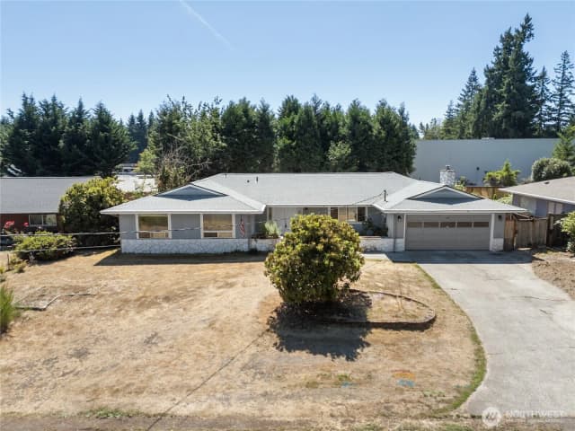 Property photo for 4011 San Mar Drive Ne, Olympia