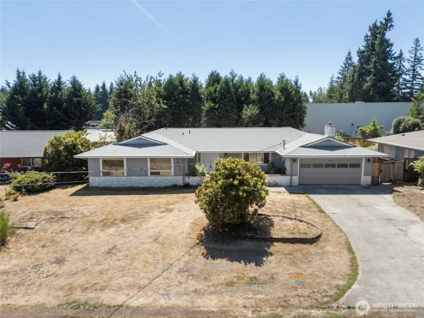 Property photo for 4011 San Mar Drive Ne, Olympia