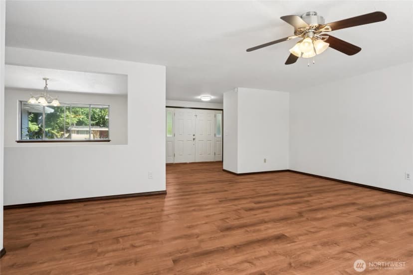 Property photo for 4011 San Mar Drive Ne, Olympia photo 8