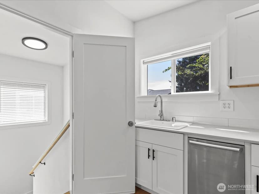 Property photo for 3615 N 18th Street, Tacoma photo 36