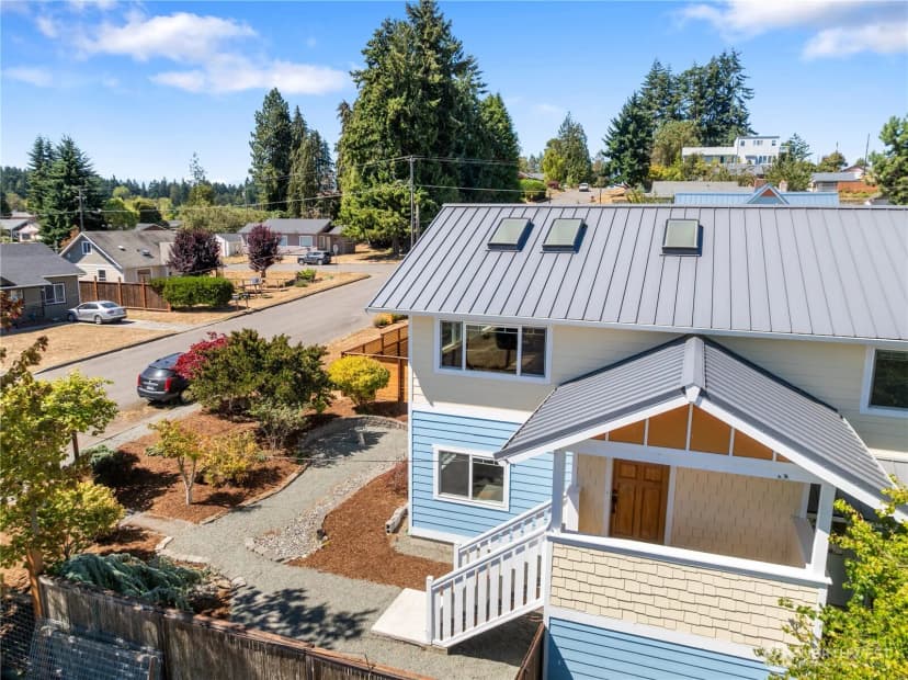 Property photo for 1033 W 11th Street, Port Angeles photo 31