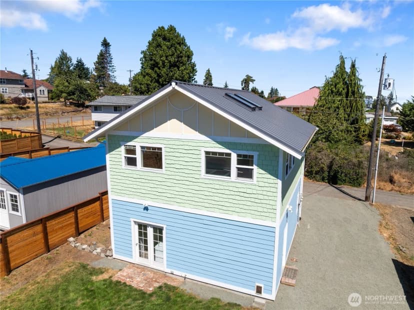 Property photo for 1033 W 11th Street, Port Angeles photo 35