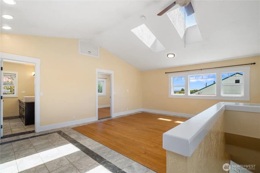 Property photo for 1033 W 11th Street, Port Angeles photo 25