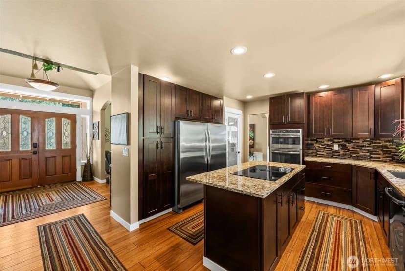 Property photo for 16520 89th Avenue E, Puyallup photo 4