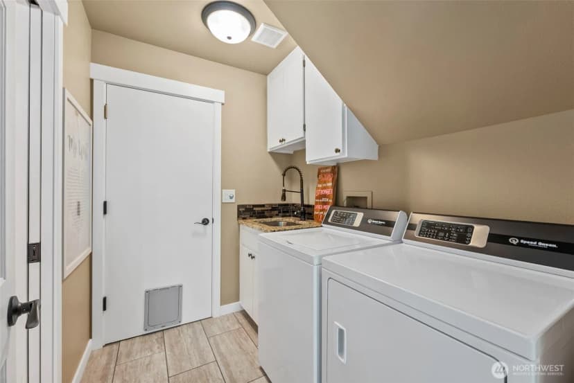 Property photo for 16520 89th Avenue E, Puyallup photo 32
