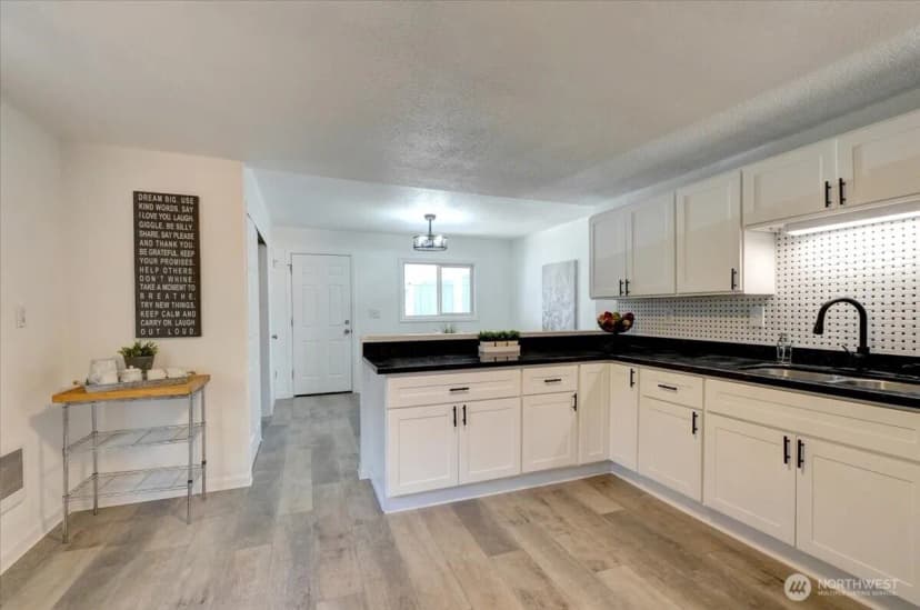Property photo for 868 S 84th Street, Tacoma photo 14