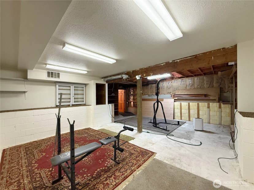 Property photo for 18428 74th Place W, Edmonds photo 35