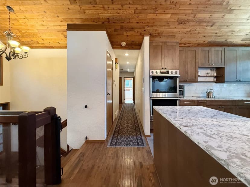 Property photo for 18428 74th Place W, Edmonds photo 17