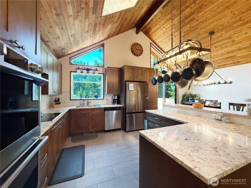 Property photo for 18428 74th Place W, Edmonds photo 15