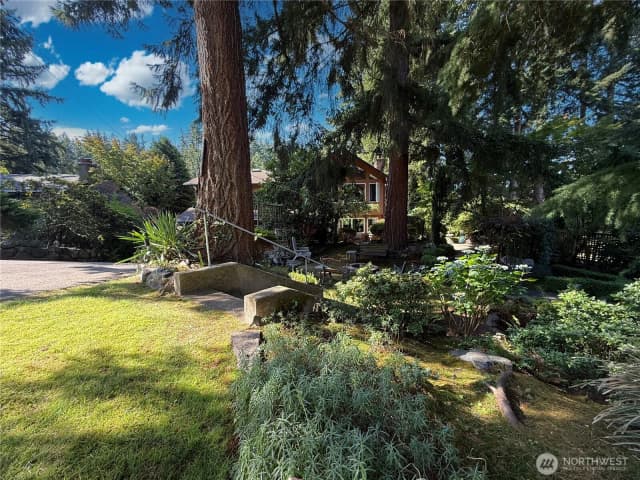 Property photo for 18428 74th Place W, Edmonds photo 2