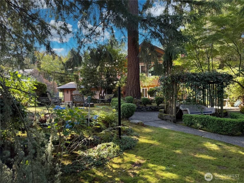 Property photo for 18428 74th Place W, Edmonds photo 38