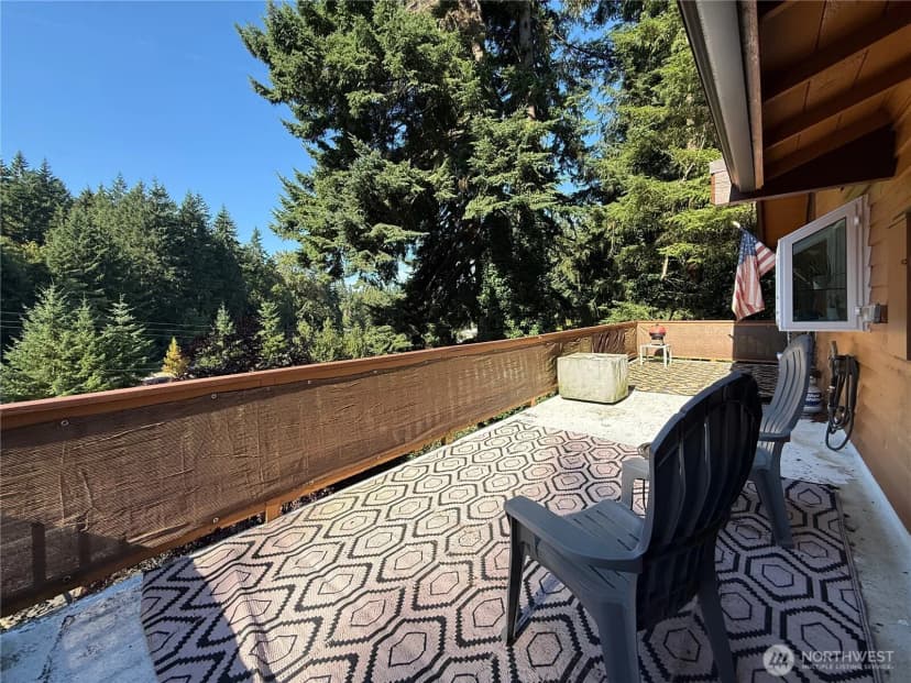 Property photo for 18428 74th Place W, Edmonds photo 20