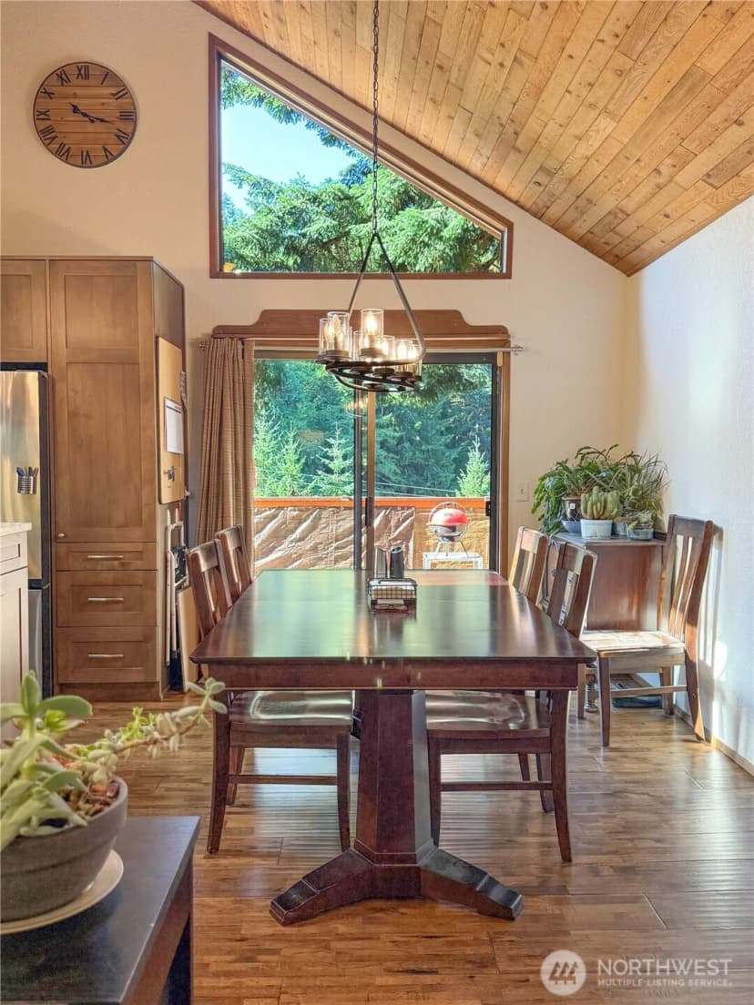 Property photo for 18428 74th Place W, Edmonds photo 16