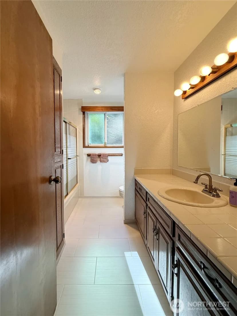 Property photo for 18428 74th Place W, Edmonds photo 23