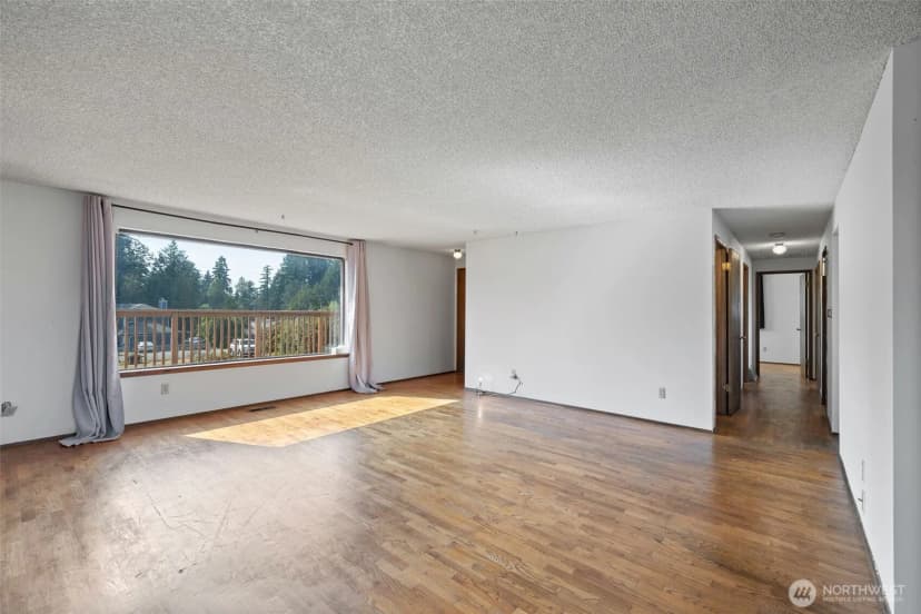 Property photo for 22911 32nd Avenue W, Brier photo 9