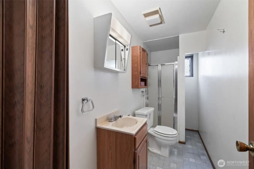 Property photo for 22911 32nd Avenue W, Brier photo 33