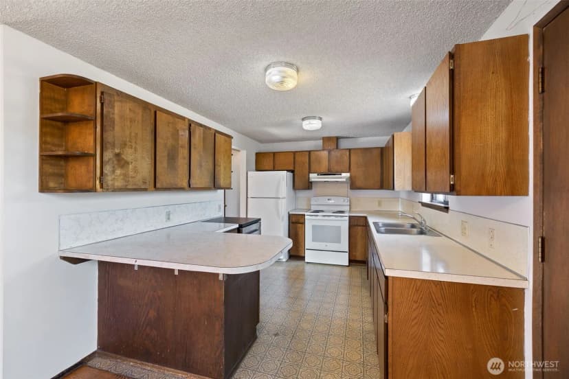 Property photo for 22911 32nd Avenue W, Brier photo 13
