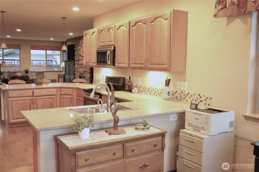 Property photo for 8650 Bainbridge Loop Ne, Lacey photo 17
