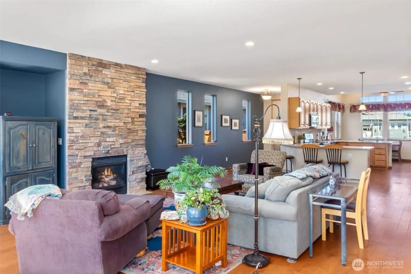 Property photo for 8650 Bainbridge Loop Ne, Lacey photo 6