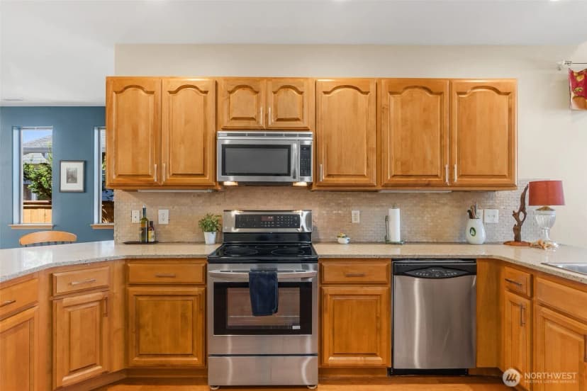 Property photo for 8650 Bainbridge Loop Ne, Lacey photo 10