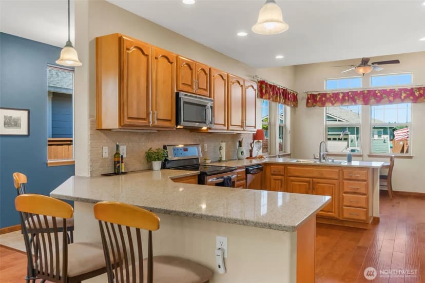 Property photo for 8650 Bainbridge Loop Ne, Lacey photo 15