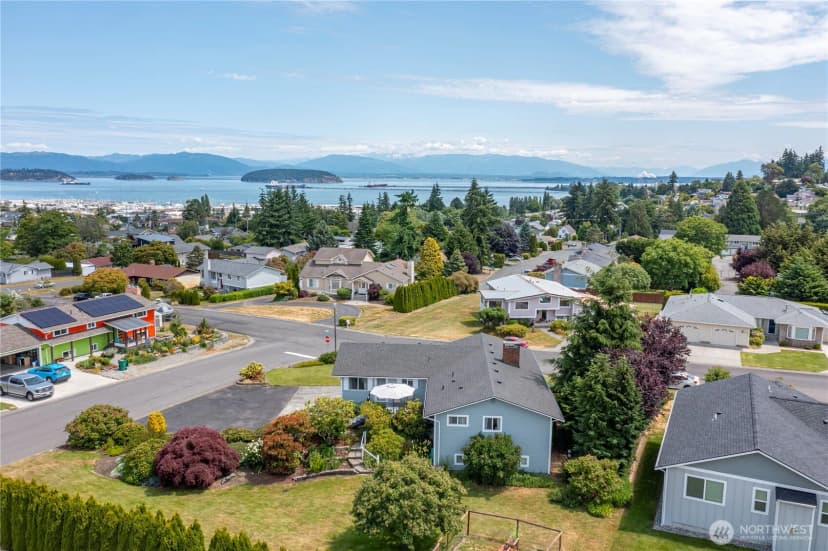 Property photo for 3802 N Avenue, Anacortes photo 6