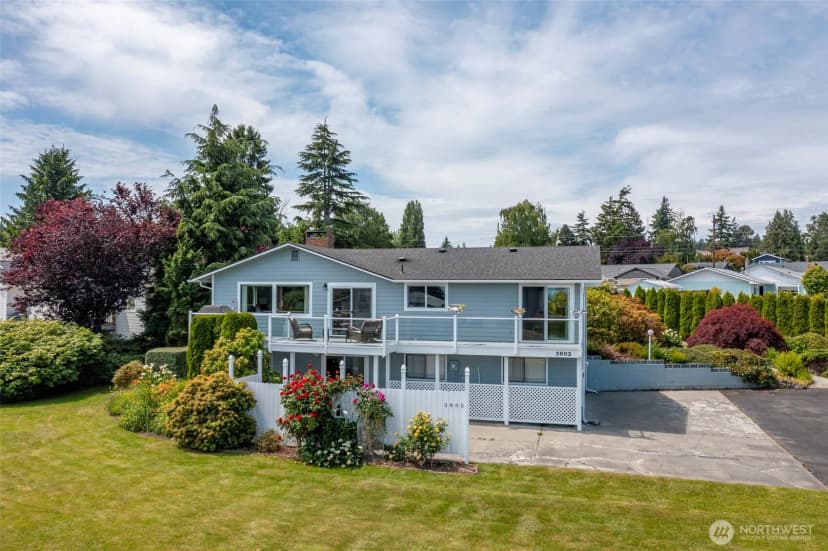 Property photo for 3802 N Avenue, Anacortes photo 2