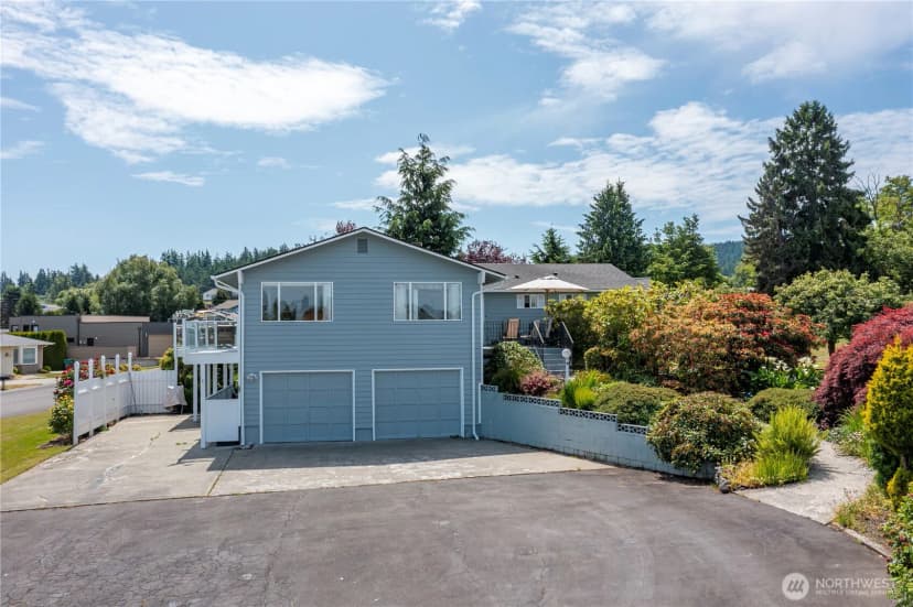 Property photo for 3802 N Avenue, Anacortes photo 5