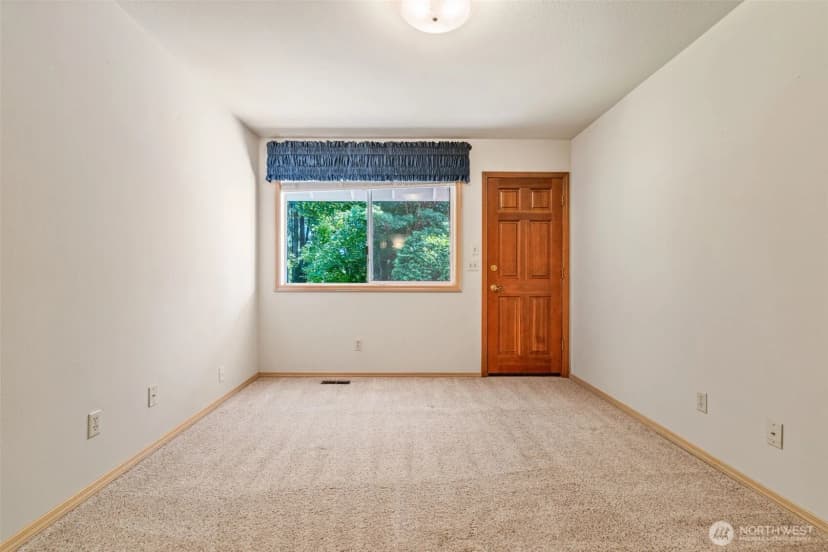 Property photo for 33122 181st Avenue Se, Auburn photo 31