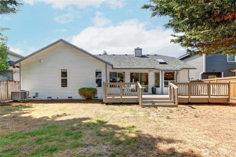 Property photo for 15011 55th Drive Se, Everett photo 31