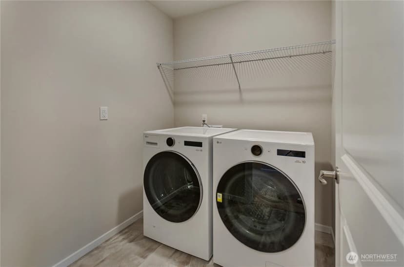 Property photo for 18219 37th Avenue E, Tacoma photo 28