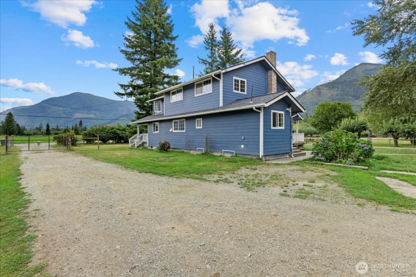 Property photo for 31295 S Skagit Highway, Sedro Woolley photo 32
