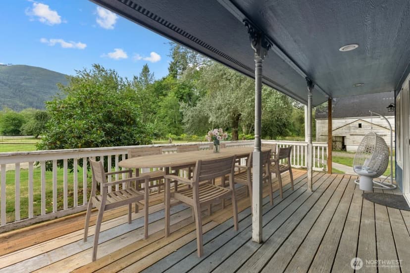 Property photo for 31295 S Skagit Highway, Sedro Woolley photo 18