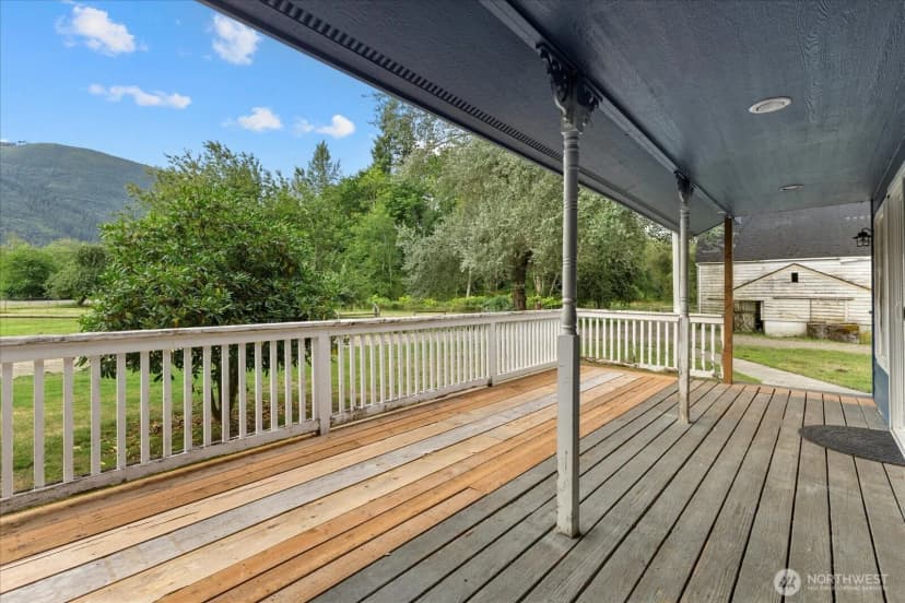 Property photo for 31295 S Skagit Highway, Sedro Woolley photo 19