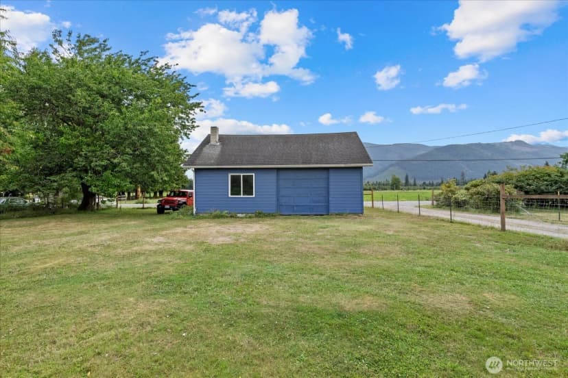 Property photo for 31295 S Skagit Highway, Sedro Woolley photo 36