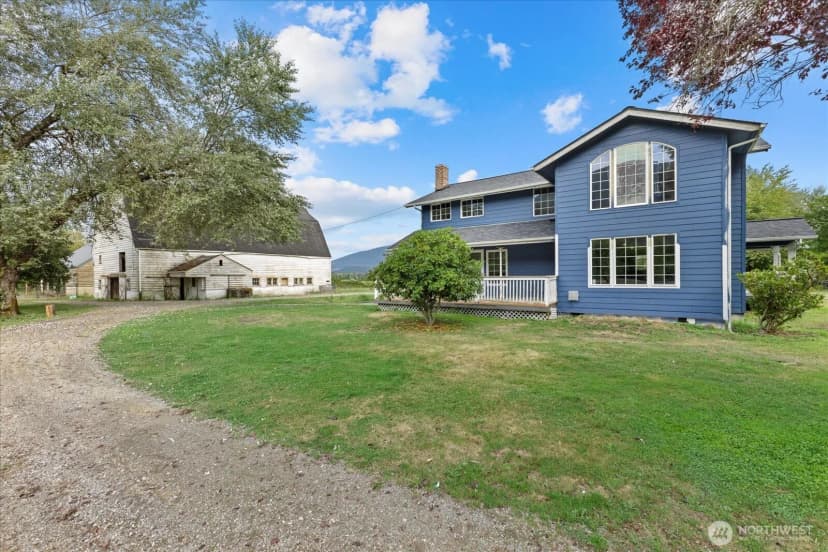 Property photo for 31295 S Skagit Highway, Sedro Woolley photo 17