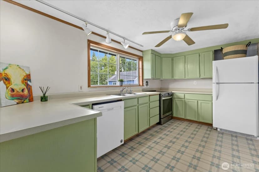 Property photo for 31295 S Skagit Highway, Sedro Woolley photo 14
