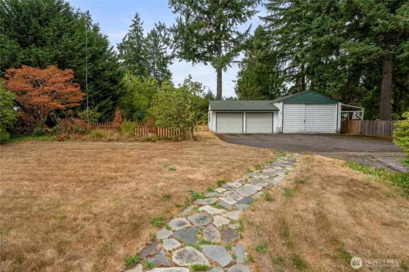 Property photo for 8131 Veterans Drive Sw, Lakewood photo 26