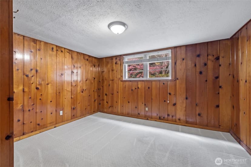 Property photo for 8131 Veterans Drive Sw, Lakewood photo 22