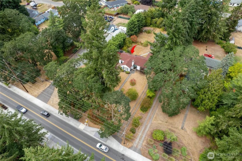 Property photo for 8131 Veterans Drive Sw, Lakewood photo 5